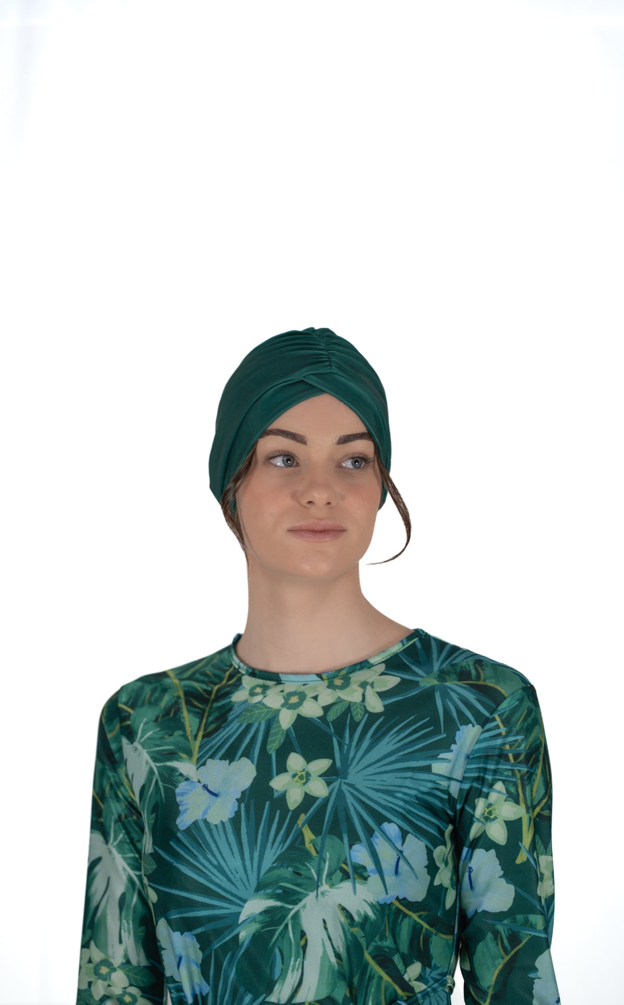 Bonnet green